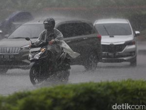 Hujan Ekstrem Sampai Kapan? Simak Penjelasan dari BMKG Hujan Ekstrem Sampai Kapan? Simak Penjelasan dari BMKG