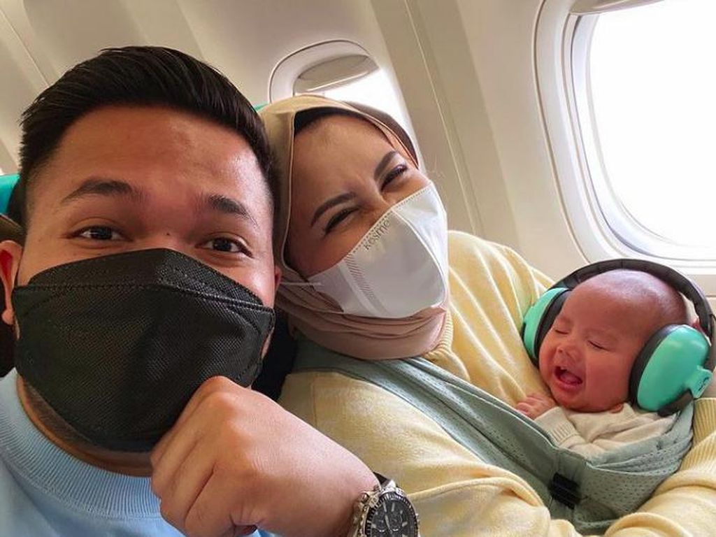 Kesha Ratuliu Kena Bully Lagi, Liburan dan Bawa Anak Usai Sembuh Corona Kesha Ratuliu Kena Bully Lagi, Liburan dan Bawa Anak Usai Sembuh Corona