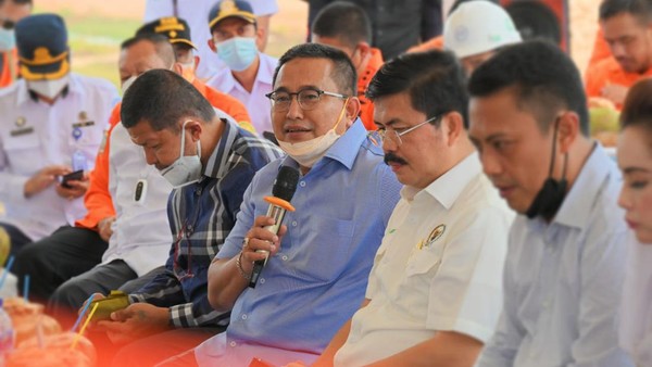 Kunjungan Komisi V DPR RI ke proyek kereta api Sulsel