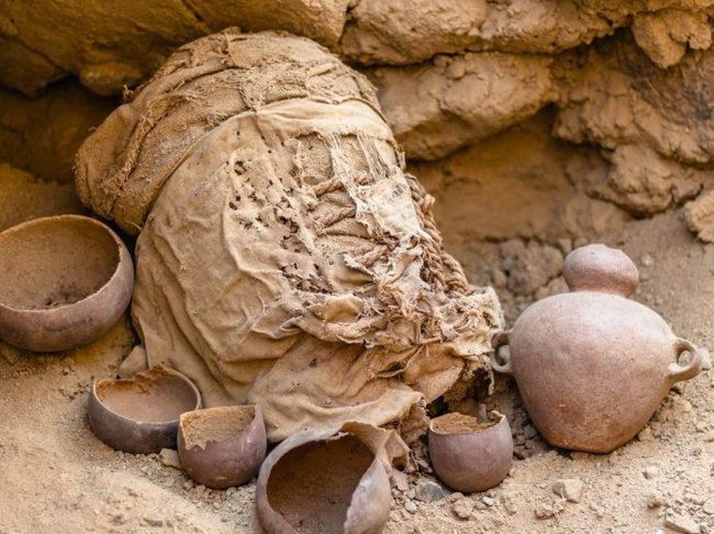 Mumi Anak-anak dan Dewasa Berusia 1.200 Tahun Ditemukan di Peru