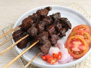 Warung Sate Kambing Langganan Presiden hingga Bar Mie Instan Rp 500 Ribu Warung Sate Kambing Langganan Presiden hingga Bar Mie Instan Rp 500 Ribu