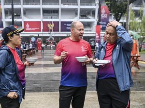 Sri Mulyani Ajak Delegasi G20 Cicipi Makanan Betawi di GBK