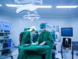 Banyak Nakes Terpapar COVID-19, Bagaimana Kendalikannya?