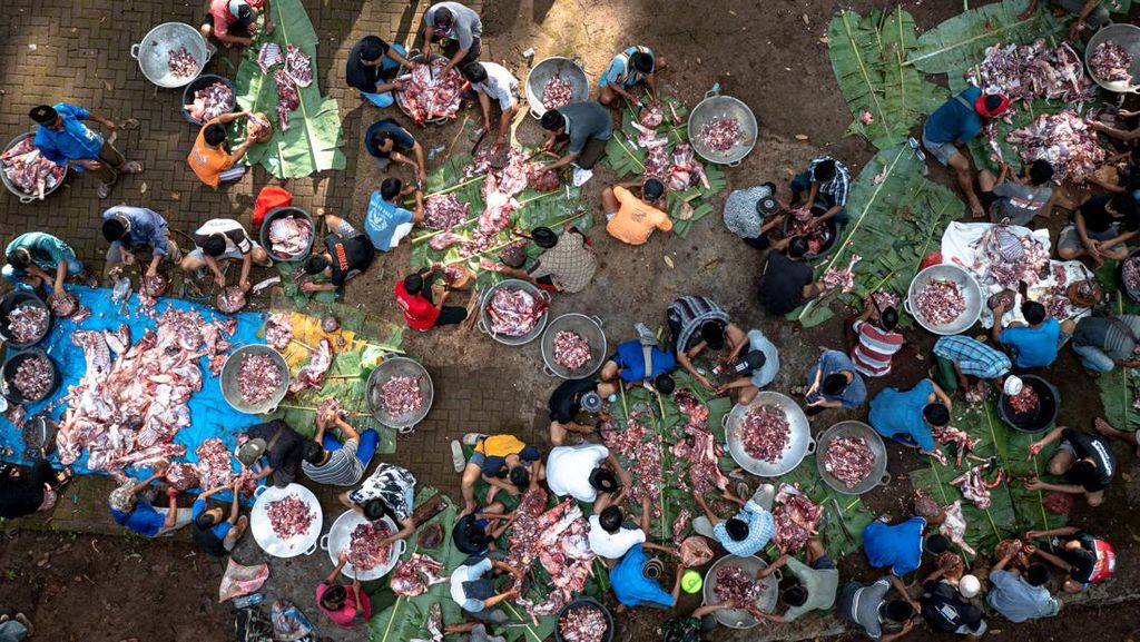 Sambut Ramadan Lewat Tradisi Nyadran di Pemakaman Sentoso Ngijo
