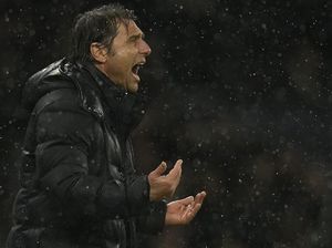 Conte Mau Bek Tottenham Tak Ragu-ragu Sambut Lawan