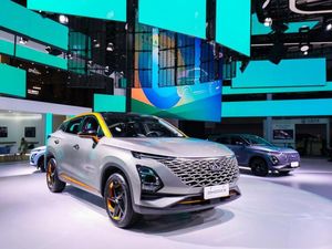 Bukan Pesaing Wuling Air ev, Ini Mobil Listrik Pertama Chery yang Bakal Masuk RI Bukan Pesaing Wuling Air ev, Ini Mobil Listrik Pertama Chery yang Bakal Masuk RI