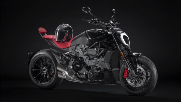 Ducati Edisi Spesial Cuma Ada 500 Unit di Dunia Ini DIsapa Rena