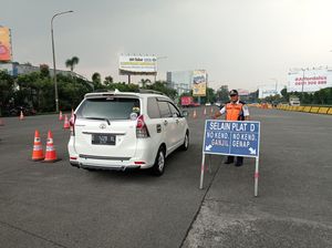 Arus Lalin Gerbang Tol Pasteur Normal, Puluhan Kendaraan Diputarbalikkan Arus Lalin Gerbang Tol Pasteur Normal, Puluhan Kendaraan Diputarbalikkan