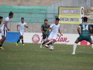 Gresik United Rebut 3 Poin Usai Libas Jambi United 2-0 Gresik United Rebut 3 Poin Usai Libas Jambi United 2-0