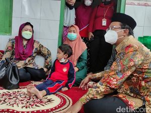 Biaya Operasi Bocah yang Alami Kelainan Usus Ditanggung Pemkab Sidoarjo Biaya Operasi Bocah yang Alami Kelainan Usus Ditanggung Pemkab Sidoarjo