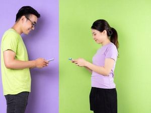 5 Zodiak yang Kuat LDR, Taurus hingga Cancer Bisa Tahan Hubungan Jarak Jauh 5 Zodiak yang Kuat LDR, Taurus hingga Cancer Bisa Tahan Hubungan Jarak Jauh