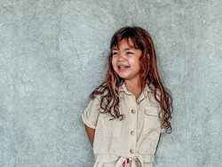 Parodikan Jadi Pelayanan Restoran, Konten Kreator Cilik Ini Viral