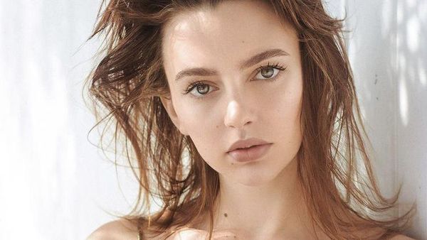 Potret Natasha Bassett, Pacar Baru Elon Musk yang Terpaut Usia 23 Tahun