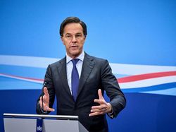 Rudal Ukraina Jatuh di Polandia, PM Belanda Salahkan Rusia!