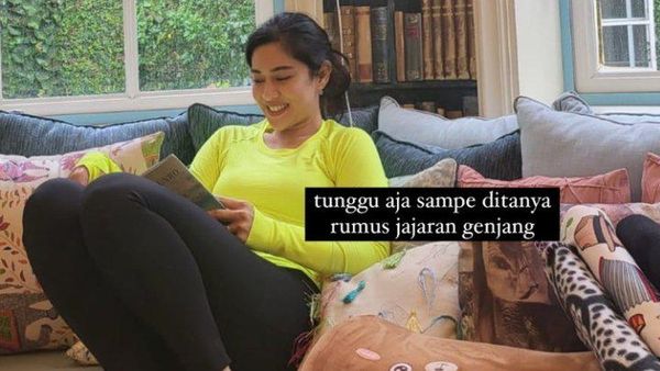 10 Potret Rumah Dian Sastro Bikin Netizen Salfok, WC Penuh Buku dan Parfum