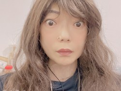 Kisah Suram Model Hong Kong Ditinggal Suami Miliarder