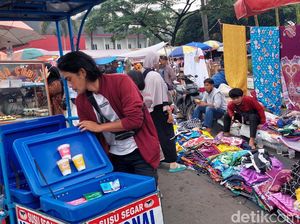 Geliat Pasar Tumpah saat PPKM Level 3 di Bandung