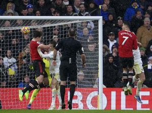 MU Minim Gol Bola Mati, Fletcher Tak Salahkan Pelatih Set-Piece MU Minim Gol Bola Mati, Fletcher Tak Salahkan Pelatih Set-Piece