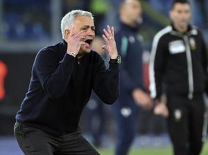 Mourinho Bantah Salah Taktik Saat Roma Singkirkan Vitesse Mourinho Bantah Salah Taktik Saat Roma Singkirkan Vitesse