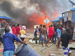 Api Melalap Puluhan Kios di Tolikara Papua, 1 Bayi Tewas Terbakar