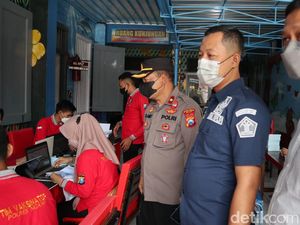 Polres Ngawi Gelar Vaksinasi Booster Bagi Napi di Lapas