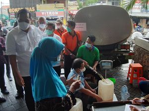 Wawali Armuji Akan Turunkan Satgas Lintas Sektor Jika Migor Langka di Surabaya Wawali Armuji Akan Turunkan Satgas Lintas Sektor Jika Migor Langka di Surabaya