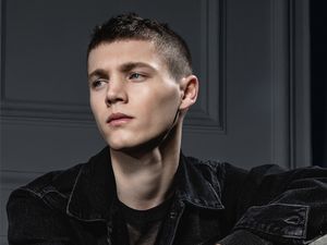 Pangeran Denmark Lepas Tugas Kerajaan, Pilih Berkarier Jadi Model