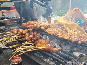 Icip-icip Sate Jando Besar dan Nikmat di Bandung