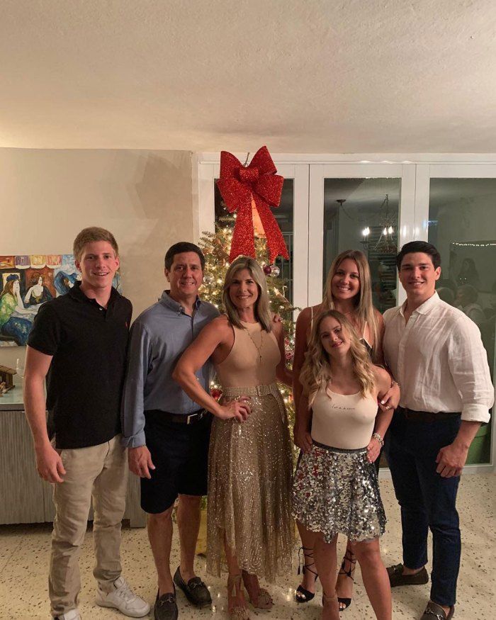 Sofia Jirau dan keluarga