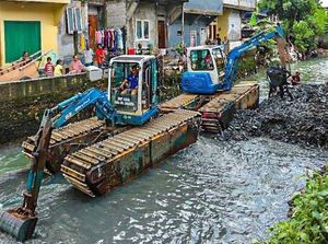 Lebar Kali Mampang Harusnya 20 Meter, Kini Ada yang Cuma 2 Meter