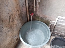 PAM Jaya Klaim Masih Ada Warga Kampung Kubur Baru yang Belum Dapat Air