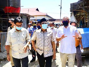 Teriakan Andre Rosiade Gubernur Menggema di Pasar Belimbing Padang