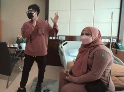 Selamat! Aurel Hermansyah Lahirkan Anak Pertama