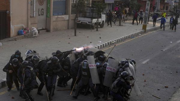 Dapat Dana Hibah, Publik Nepal Marah