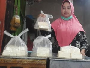 Harga Tahu Naik, Tempe Masih Stabil di Kota Pasuruan Harga Tahu Naik, Tempe Masih Stabil di Kota Pasuruan