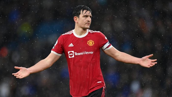 LEEDS, ENGLAND - FEBRUARY 20: Harry Maguire of Manchester United reacts during the Premier League match between Leeds United and Manchester United at Elland Road on February 20, 2022 in Leeds, England. (Photo by Shaun Botterill/Getty Images)