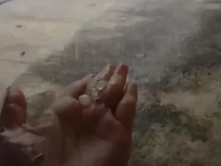 Hujan Es Landa Karanganyar!