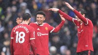 Di laga Leeds Uited vs Manchester United, Minggu (20/2) Setan Merah menang 4-2. Jadon Sancho bikin dua assist untuk golnya Bruno Fernandes dan Fred (Getty Images)