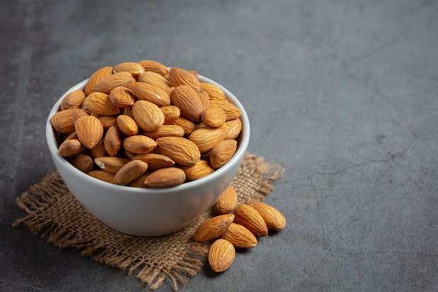 Almond nut