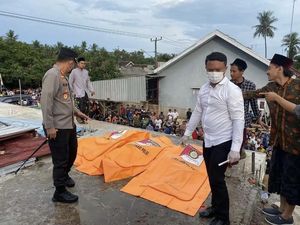 8 Santri Tewas, Polres Karawang Selidiki Penyebab Kebakaran Ponpes 8 Santri Tewas, Polres Karawang Selidiki Penyebab Kebakaran Ponpes
