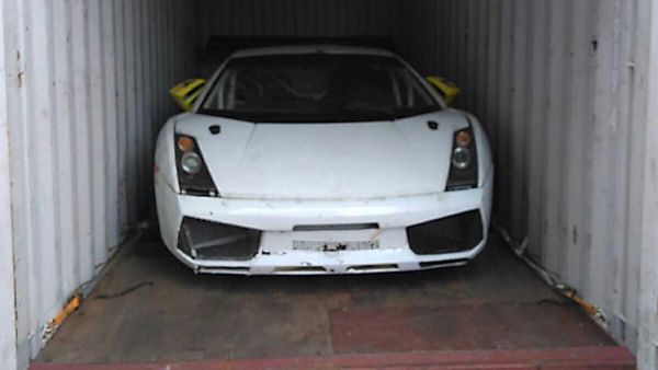Potret Lamborghini Gallardo, Toyota Camry, Daihatsu Duet yang Dilelang Sepaket Rp 270 Jutaan