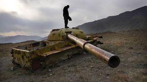 Melihat dari Dekat Kuburan Tank Uni Soviet di Afghanistan