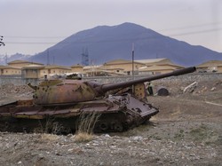 Perang Dingin: Latar Belakang, Faktor Pendorong, dan Dampaknya