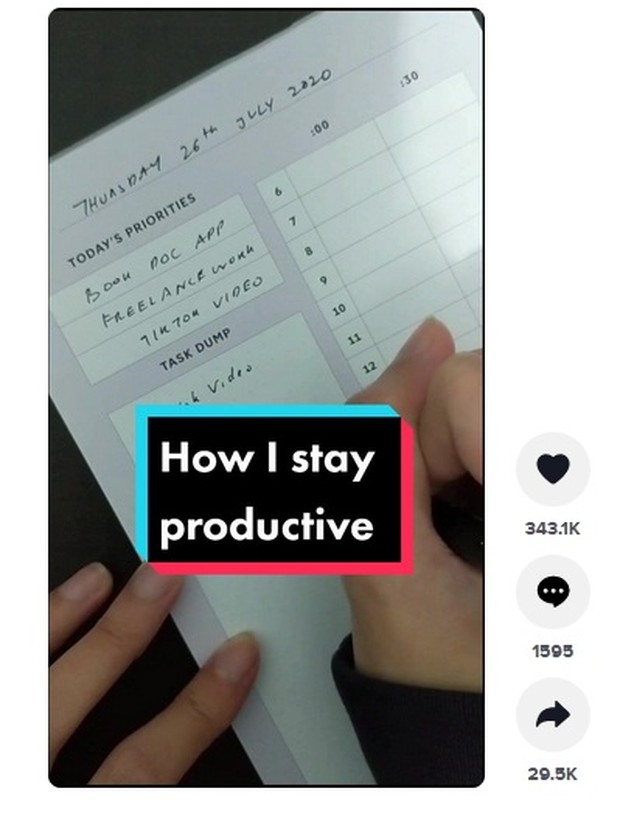 Membuat blok waktu pada tugas/ Foto: Tiktok.com/debbbag Membuat blok waktu pada tugas/ Foto: Tiktok.com/debbbag