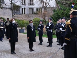 Bertemu 2 Menteri Prancis, Menlu Retno Bahas Situasi Ukraina hingga Vaksin Bertemu 2 Menteri Prancis, Menlu Retno Bahas Situasi Ukraina hingga Vaksin