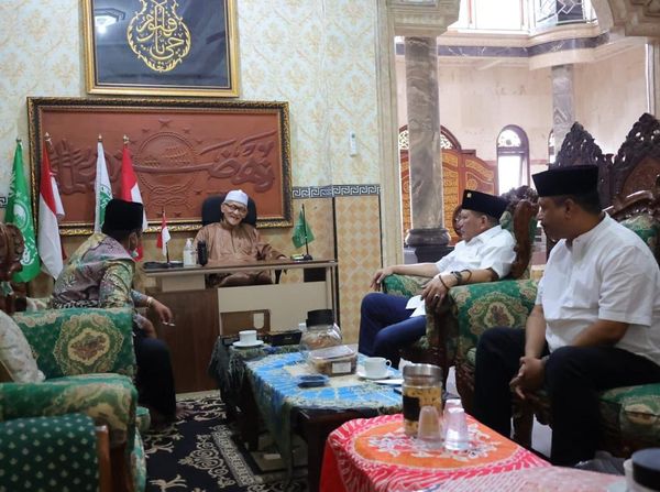 Momen Silaturahmi Ketua DPR ke Rais Aam PBNU