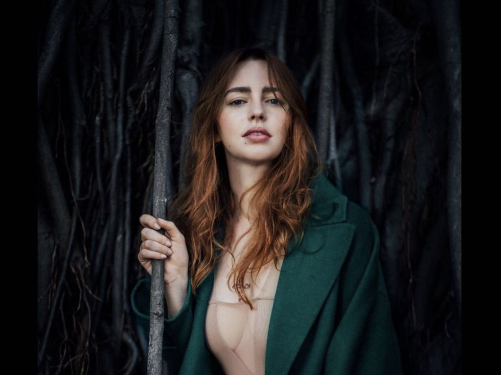 Sosok Natasha, Aktris Hot Pacar Baru Elon Musk Sosok Natasha, Aktris Hot Pacar Baru Elon Musk