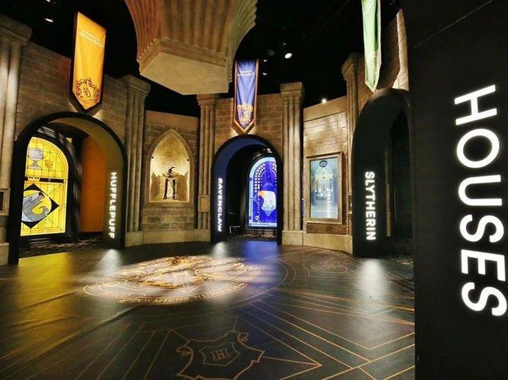 Jalan-Jalan ke Hogwarts di Museum Harry Potter