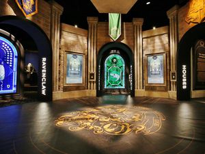 Pameran Harry Potter Ini Ajak Traveler Jalan-Jalan ke Kastil Hogwarts! Pameran Harry Potter Ini Ajak Traveler Jalan-Jalan ke Kastil Hogwarts!
