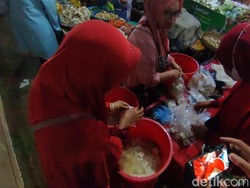 Pedagang Tahu di Ciamis Diserbu Pembeli Imbas Perajin Mogok Produksi